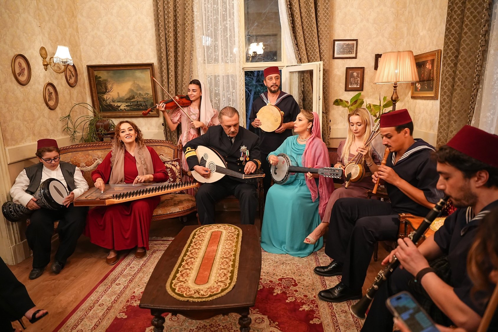 Gulyabani Saadet Konağı'nda!