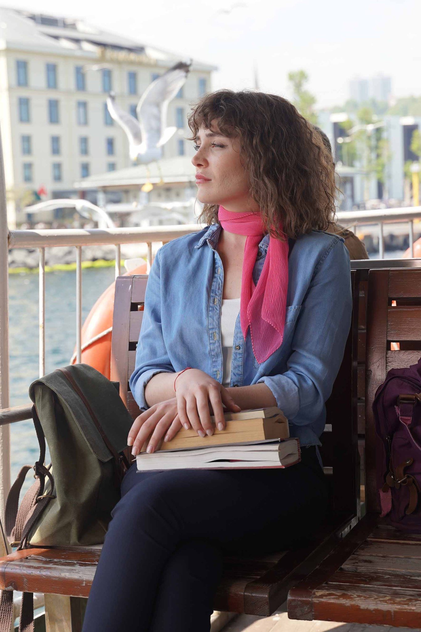 İlk Bölüm Foto Galeri