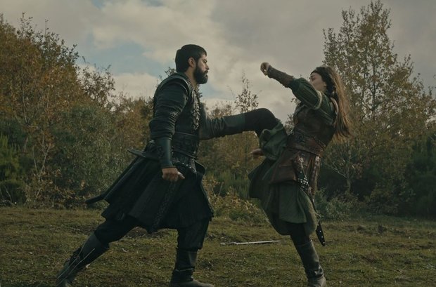 Osman Bey, Targun Hatun’la böyle yüzleşti