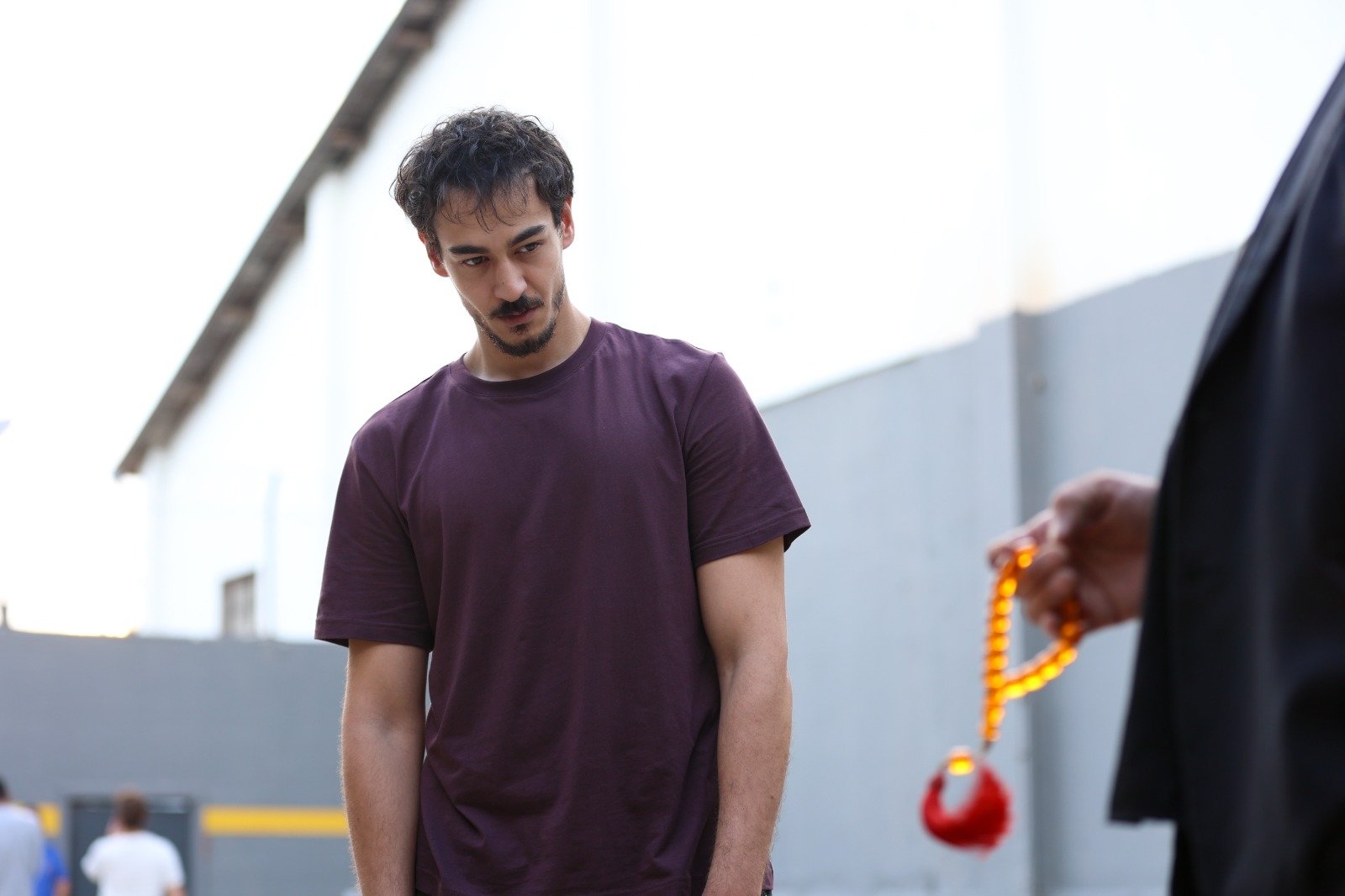 кадр из сериала "Долг жизни"