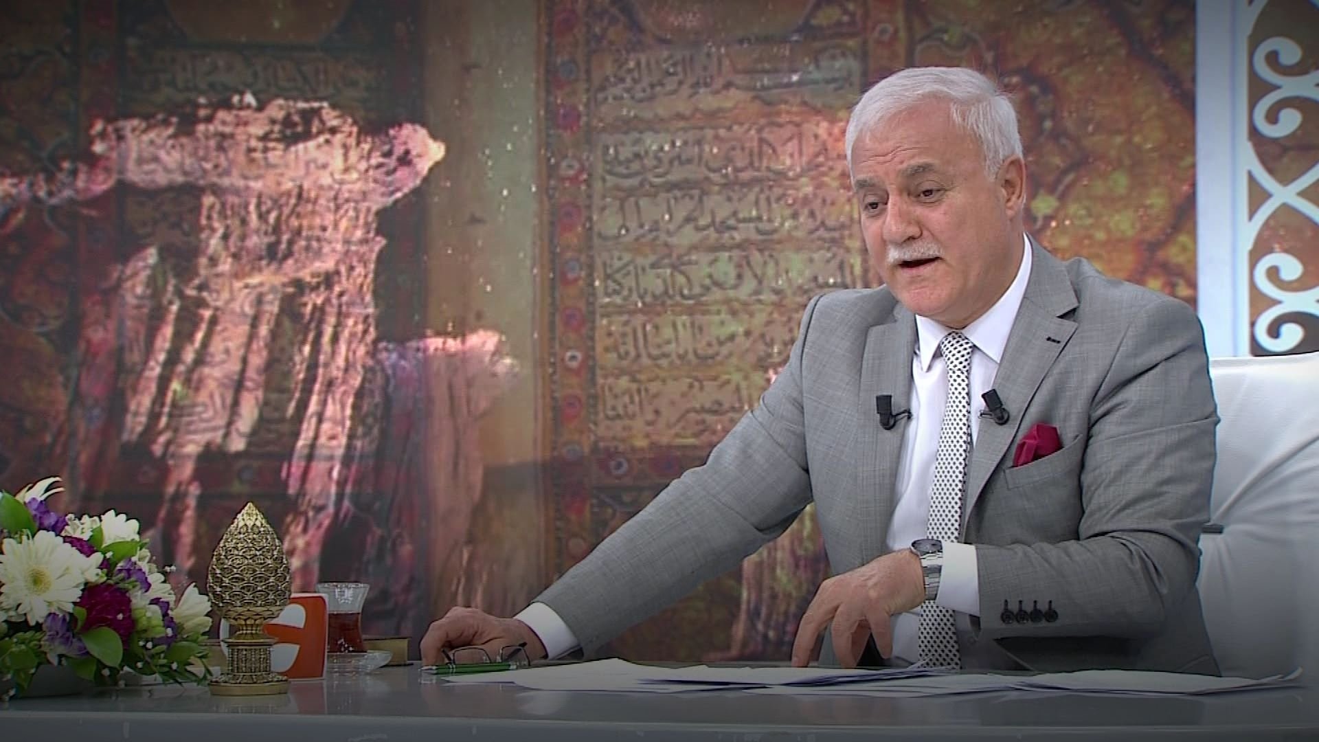 nihat-hatipoglu-ile-dosta-dogru