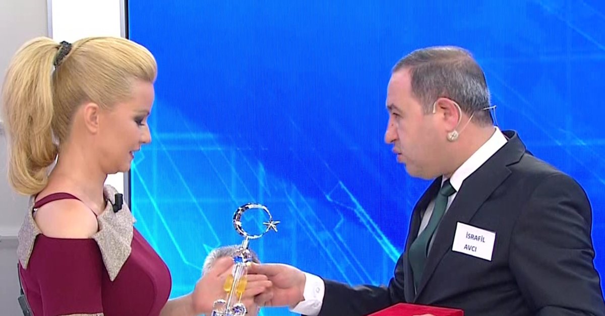 muge-anli-ile-tatli-sert