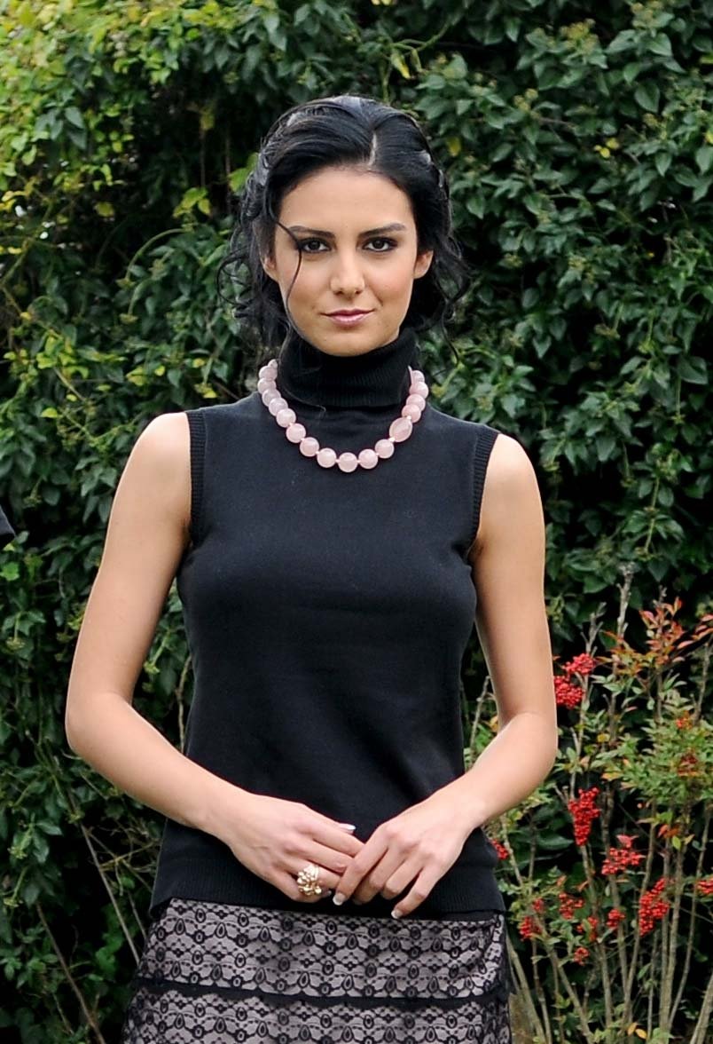 Özlem Yılmaz fotoğrafları