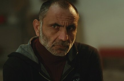 Bu Şehir Arkandan Gelecek