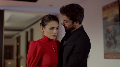 Ferit ve Ayşe birbirlerine karşı koyamıyor!