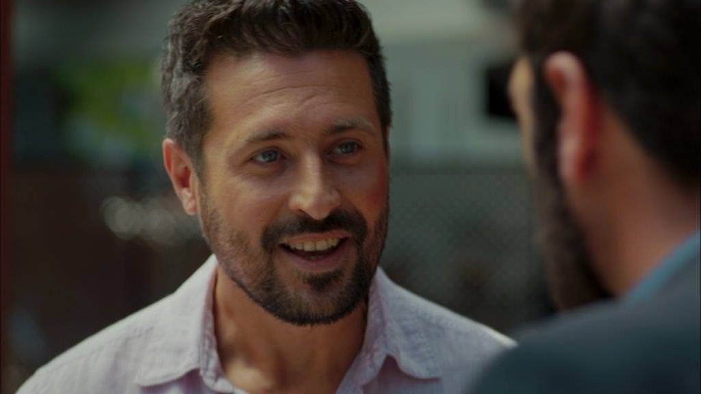 Kertenkele 32. bölüm replik galerisi