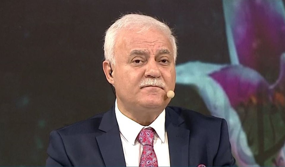 Nihat Hatipoğlu yanıtladı: Tabutla birlikte defnedilmek caiz mi?