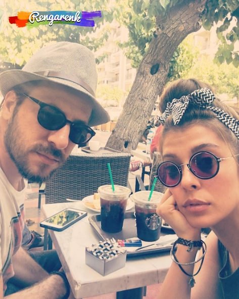 Rengarenk setinde neler oluyor?