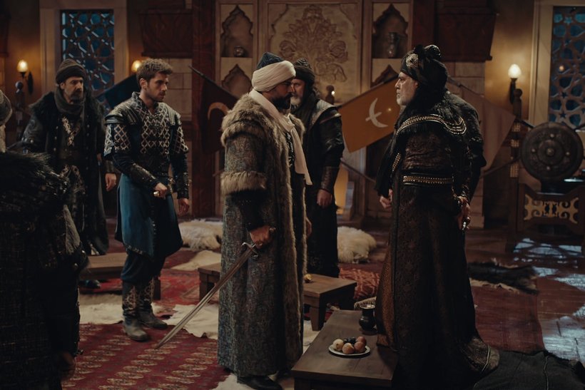 Osman Bey ve Yakup Bey karşı karşıya