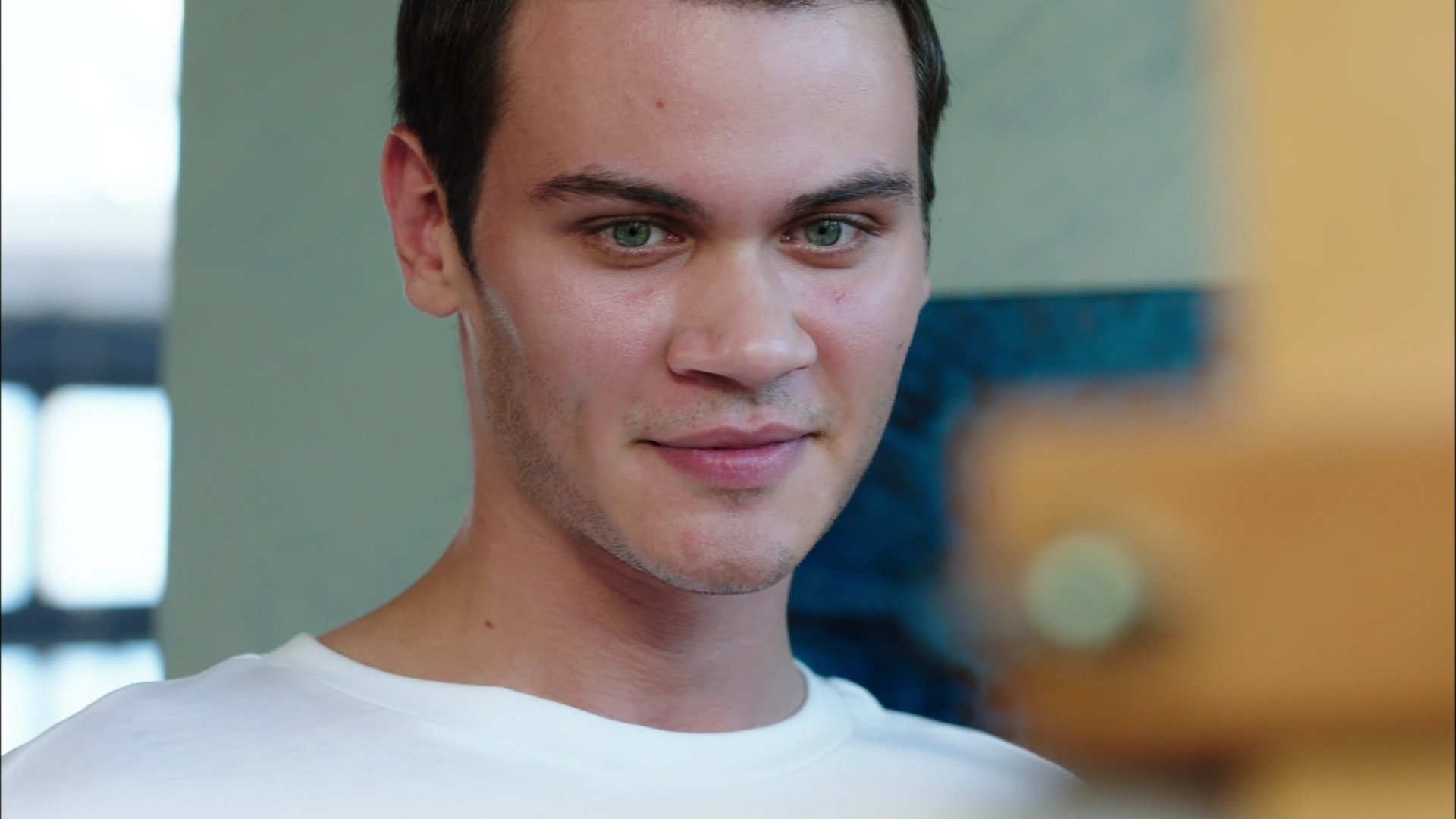 İpek, Efsun'un resmini çizdi