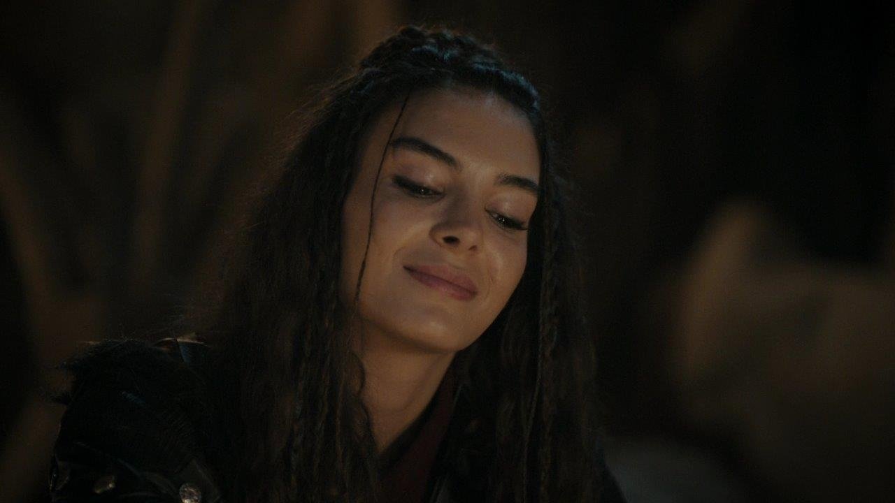 Akkız ve Batuga savaş meydanında!