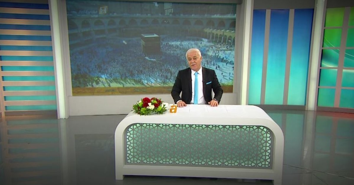 nihat-hatipoglu-sorularinizi-cevapliyor