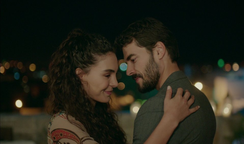 Zerrin Ozer Her Sey Seninle Guzel Atv