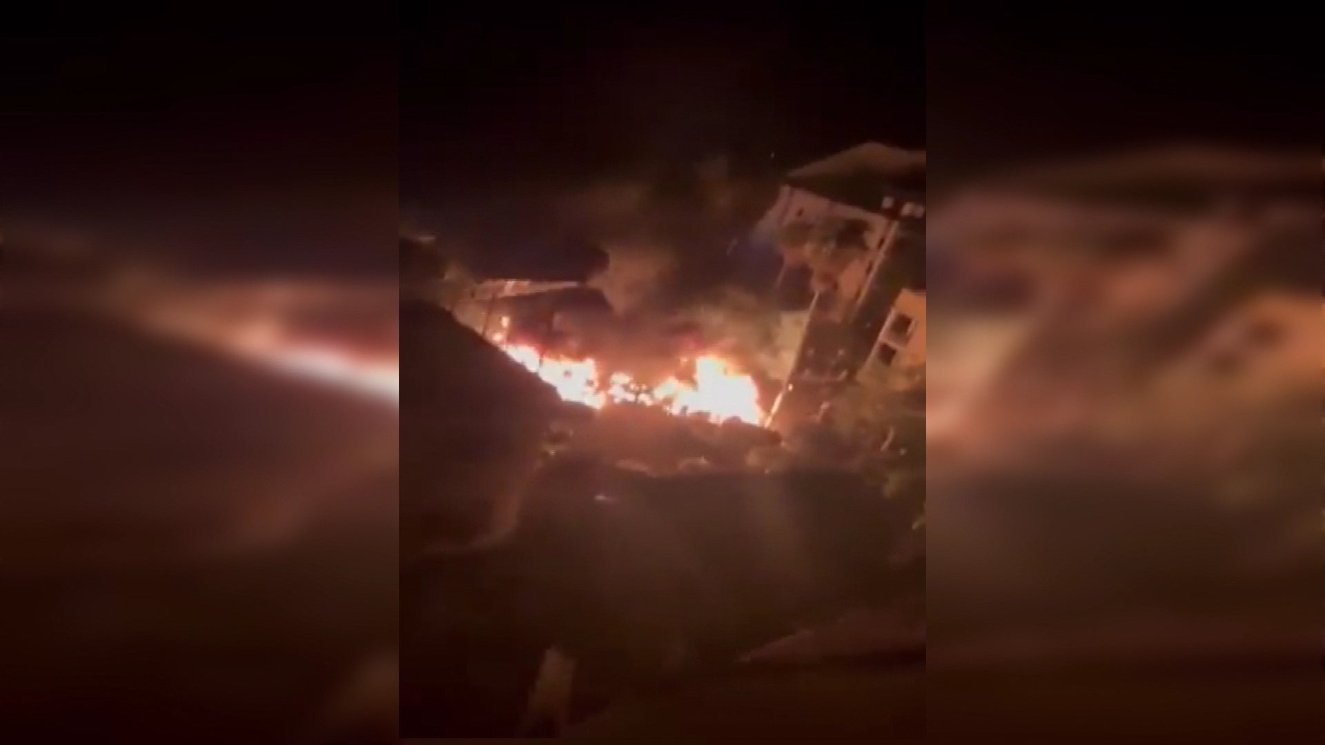 İsrail, Gazze'de hastane bombaladı! Yüzlerce ölü var...