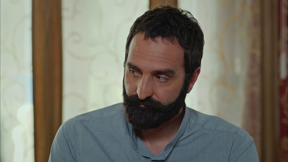 Kertenkele 28. bölüm replik galerisi