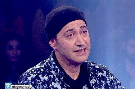 Ödülünü şehit ailesine bağışladı