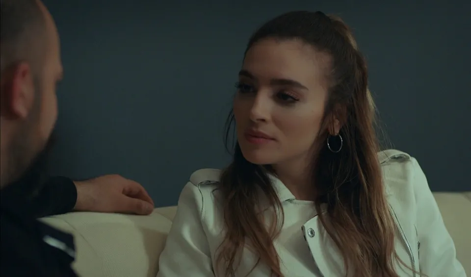 Aşık mısın anneme?