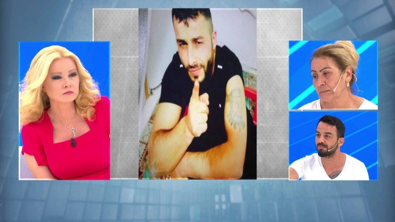 Maskeli bir kişi yol kenarına bıraktı...