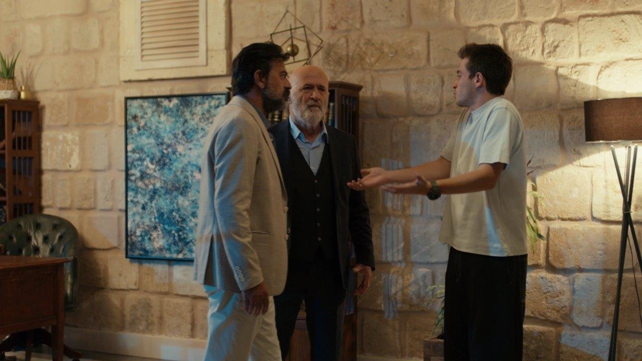 Safir 4. Bölümde neler oldu?