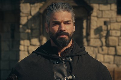 Sultan Orhan Flavius’un beyliğini ilan etti