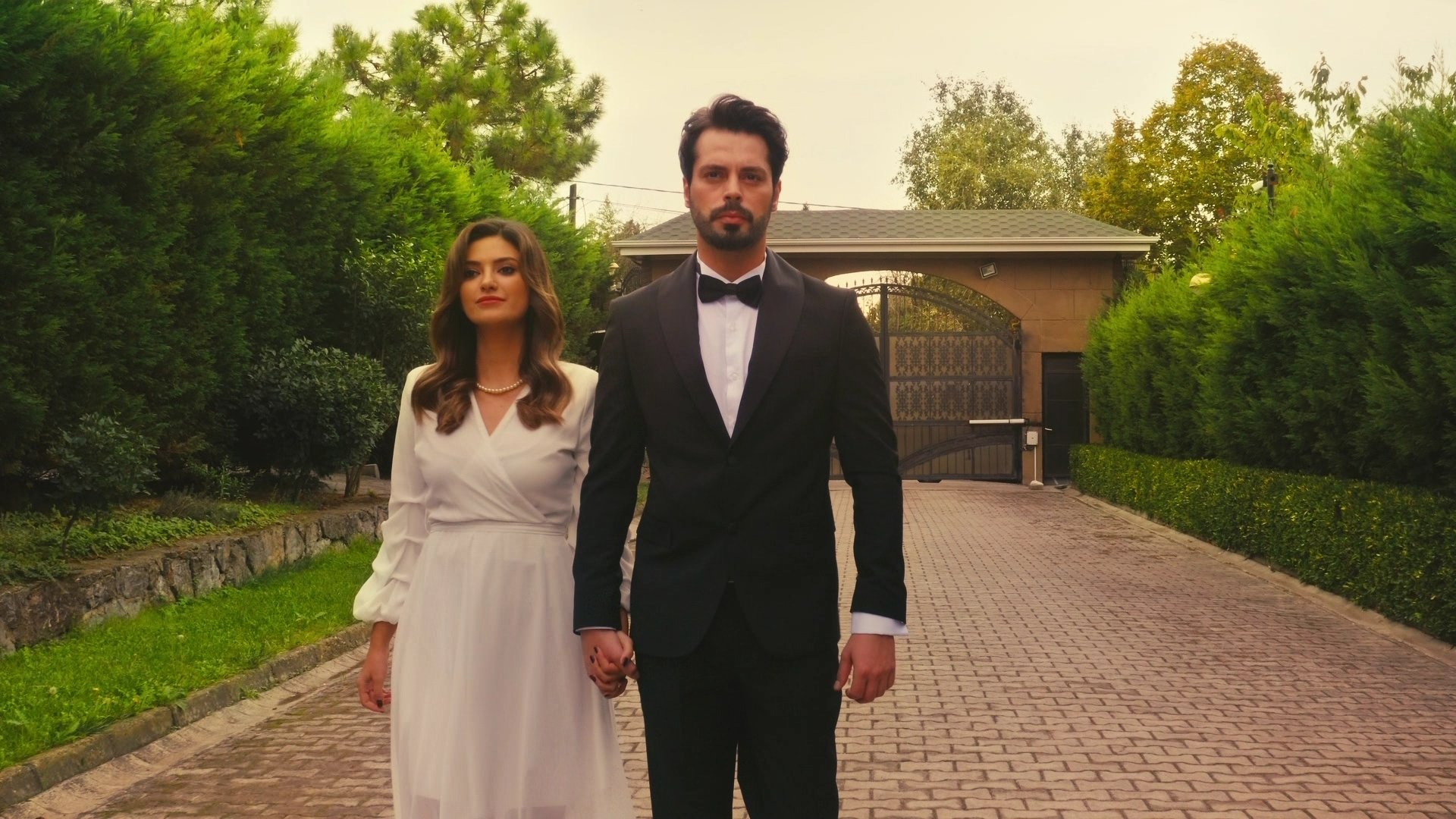 İlk Bölüm Foto Galeri