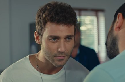 Alem kendi hükmünü verir başkomiserim!