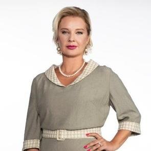 Bir Zamanlar Çukurova | Kadro | Füsun