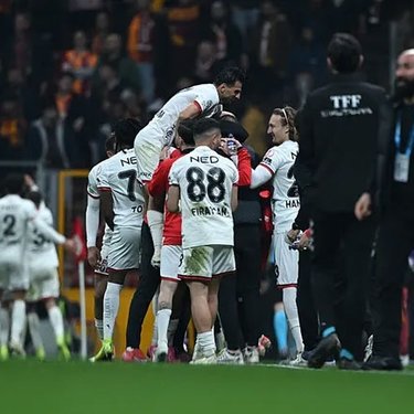 Gençlerbirliği yarı finalde