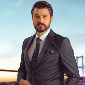 İçimizdeki Ateş | Kadro | Doğan Yener