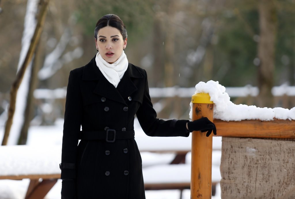 Mahir kabadayılara direniyor... 99. bölüm fotogaleri