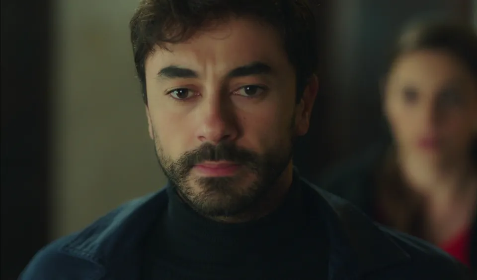 Ayşe, Ferit’i bir kez daha terk etti