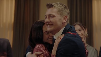 Nişan yüzükleri takıldı