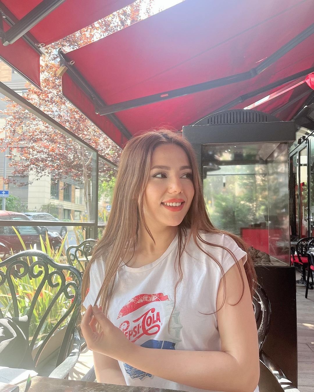 Üvey Anne'nin kadrosunda kimler var?