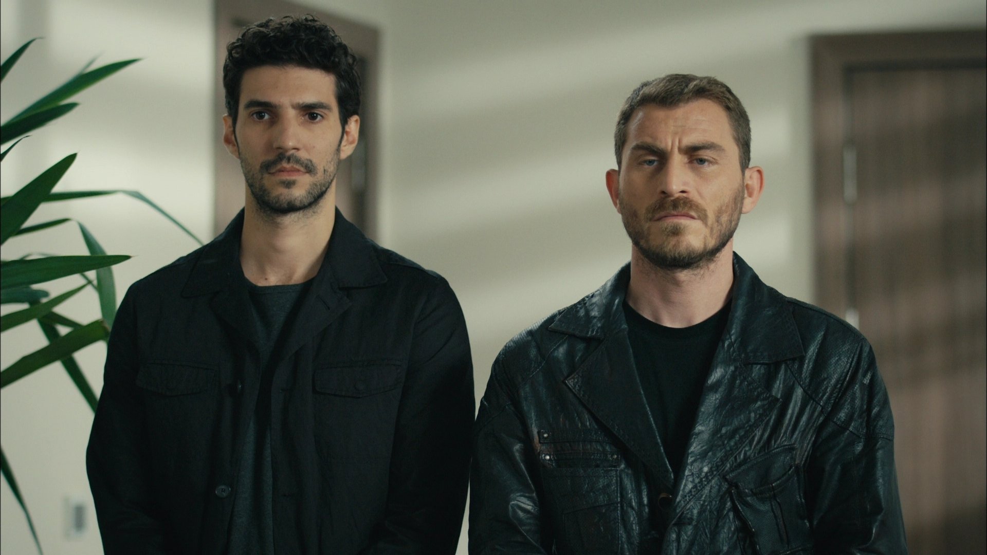 Herkes onu merak ediyor. Ben Bu Cihana Sığmazam Azamet kim? 