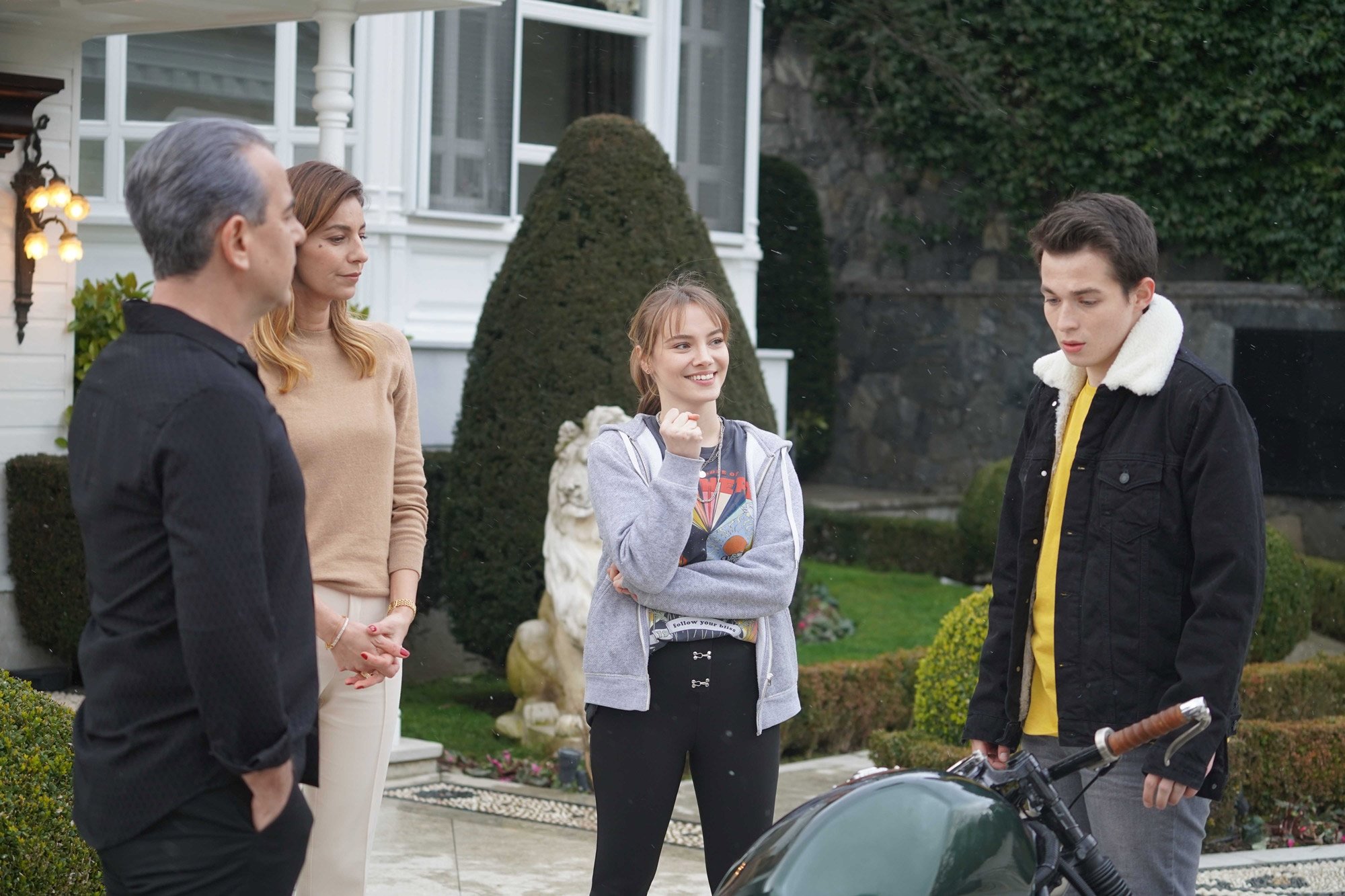 1. Bölüm Foto Galeri