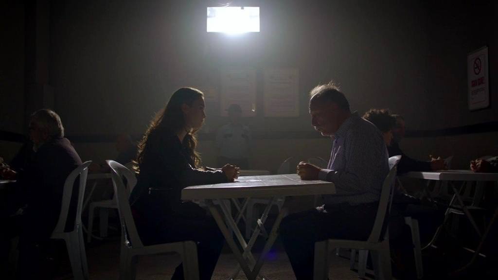 Büyük bir yalanın içinde…28.bölüm foto galeri