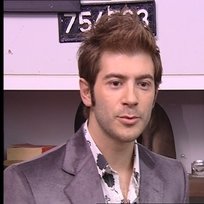 Cem Avnayim