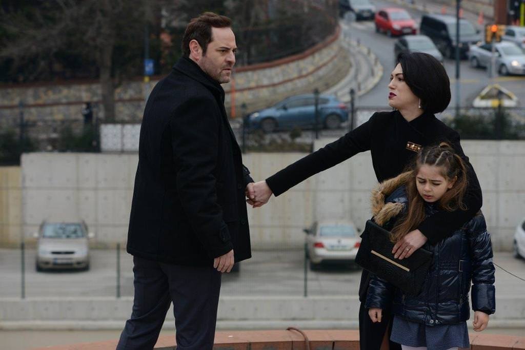 Son karar Elif’in! 17.bölüm foto galeri