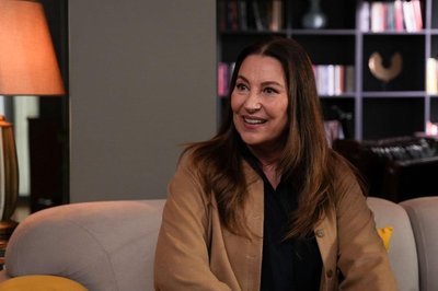 Vahide Perçin Kimdir? Hayatı ve Biyografisi