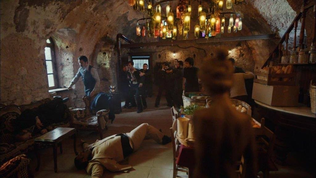 Mahir nasıl ateşe verdi. Karadayı 92. Bölüm fotogaleri