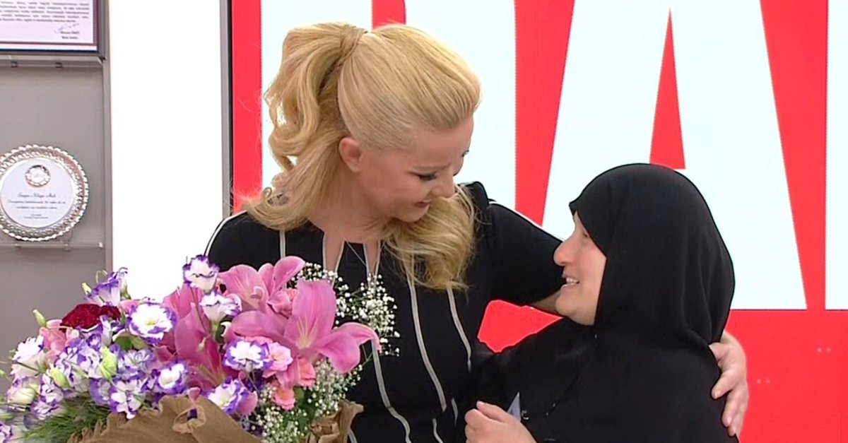 muge-anli-ile-tatli-sert