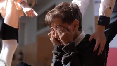 Akran zorbasına ev hapsi!