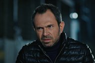 Seni burada delik deşik ederim!