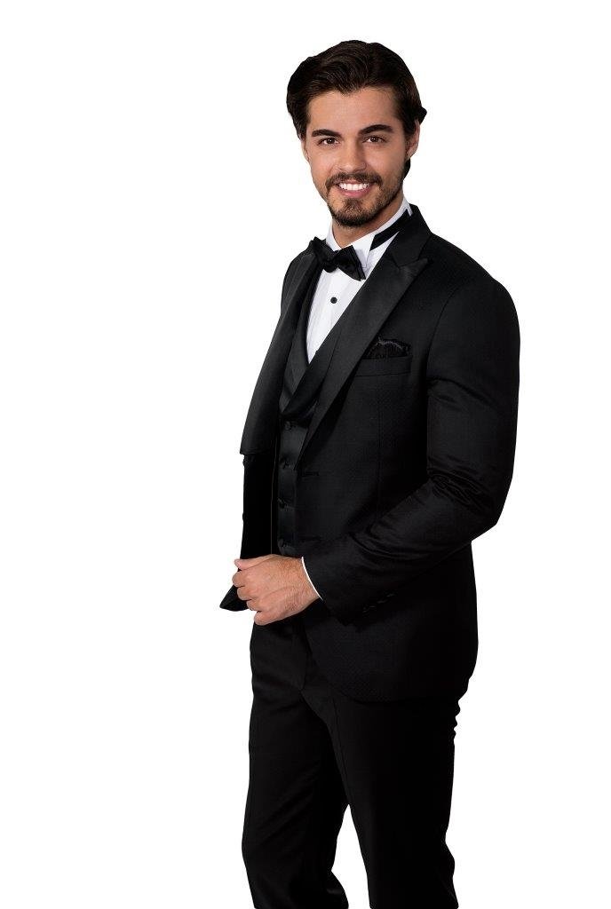 “Şampiyon”  Sahaya Çıkıyor!