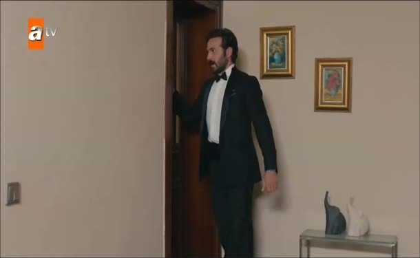 ’Gelin’i öpebilirim değil mi?’