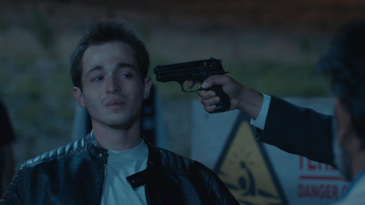 Safir 4. Bölümde neler oldu?