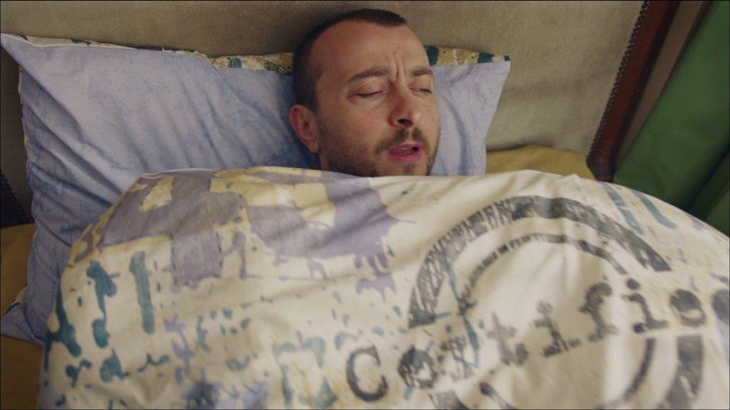 Mutlu Ol Yeter 1. Bölüm replik galerisi