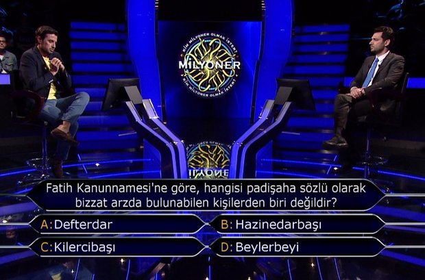 Fatih Kanunnamesi'ne göre, hangisi padişaha sözlü olarak bizzat arzda bulunabilen kişilerden biri değildir?