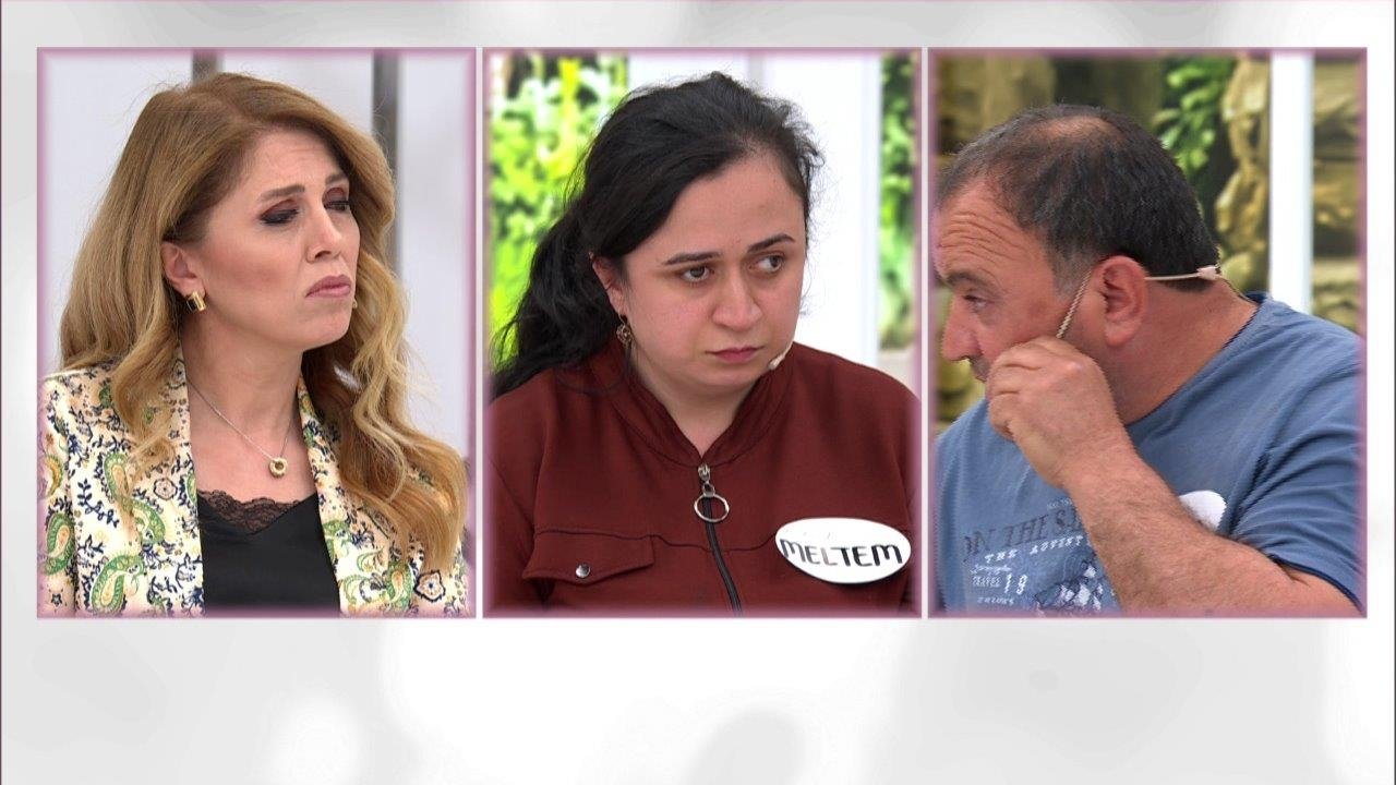 Esra Erol'da engelli kızına böyle seslendi: ''5 bileziği geri ver!''