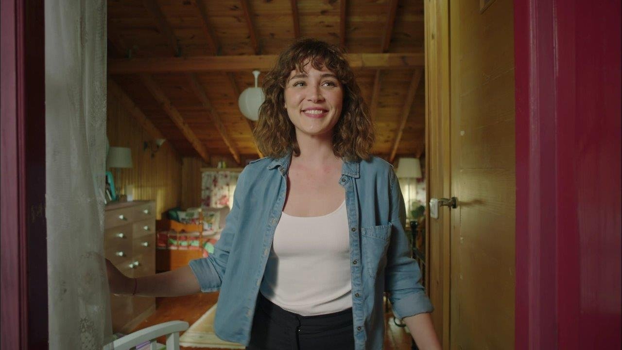 Firuze ve Kağan aşkı başladı ama...